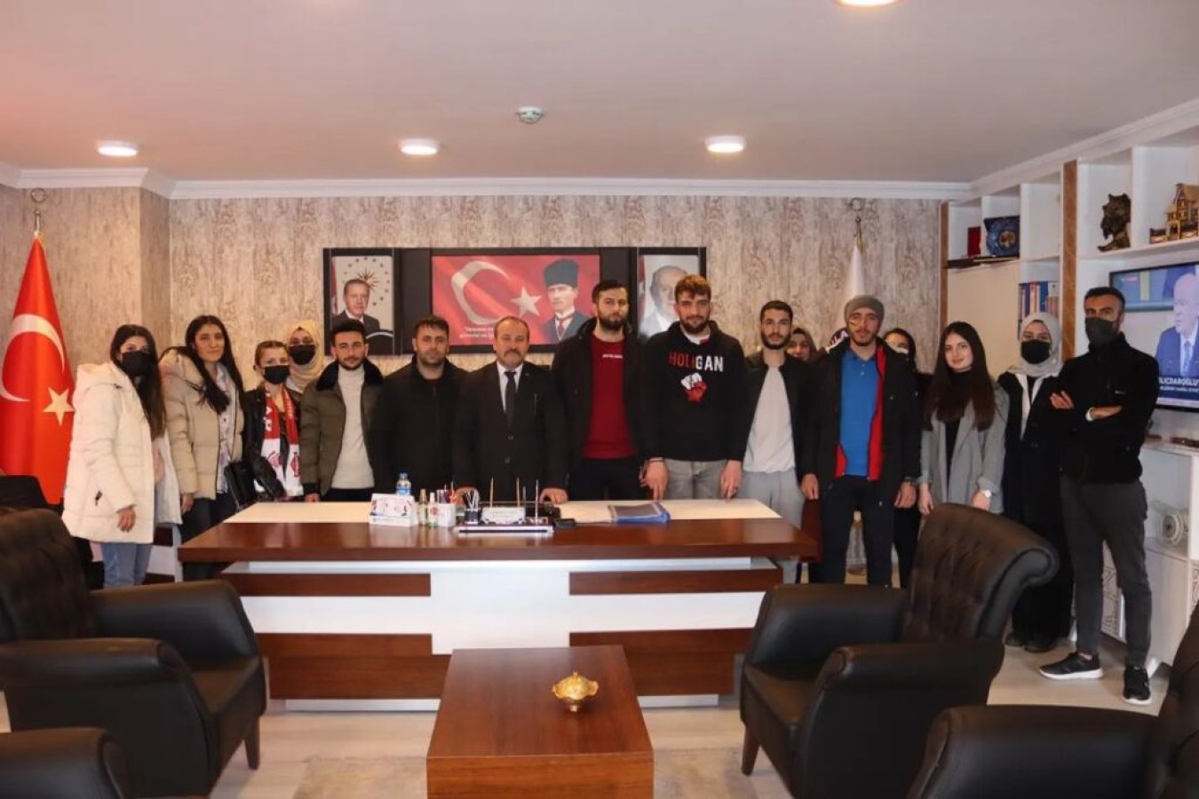 GÜMÜŞHANE TARAFTARLAR DERNEĞİNDEN BAŞKANIMIZA ZİYARET