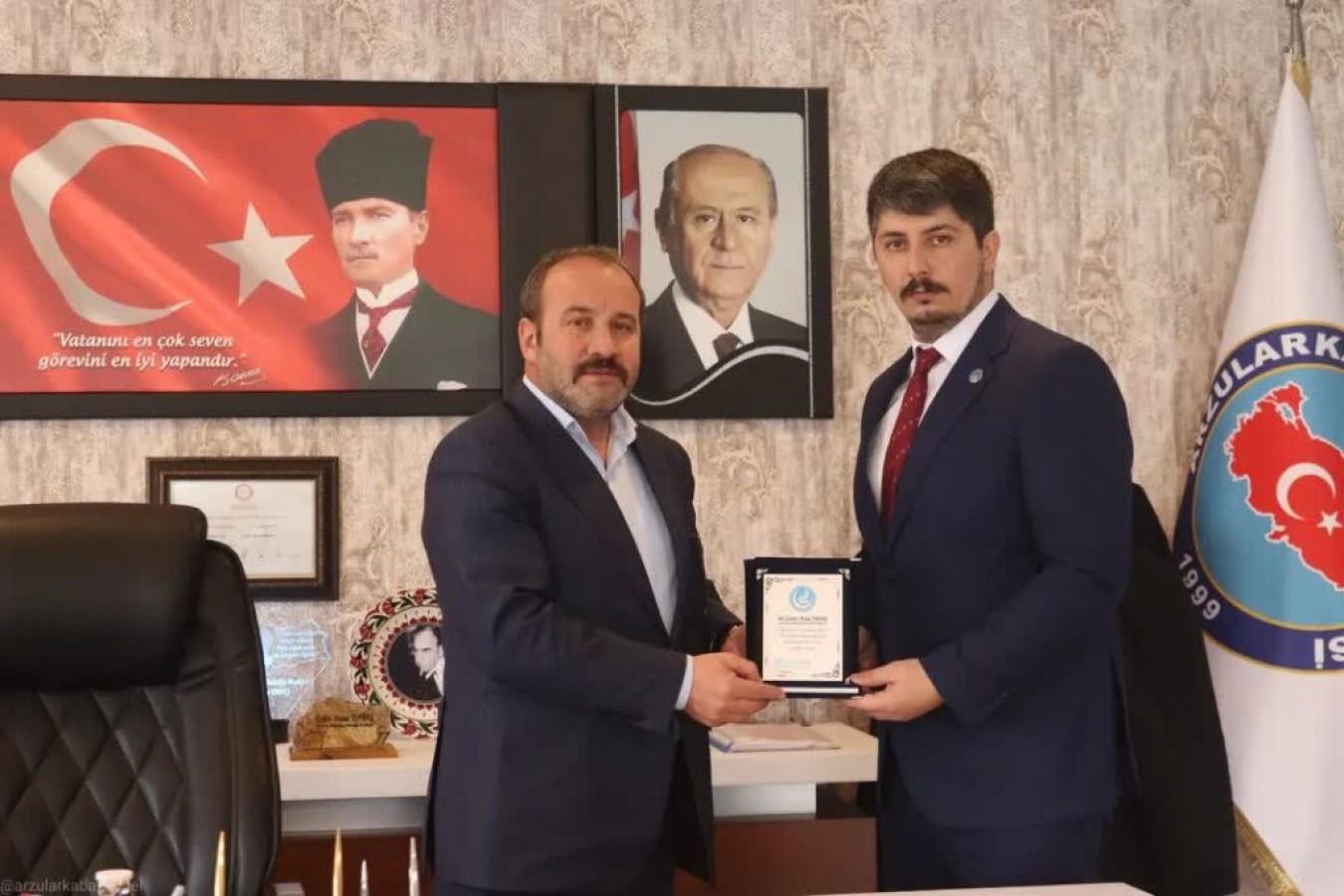 MYK ÜYESİ MUSA KÜÇÜK VE ÜLKÜ OCAKLARI BAŞKANI SERKAN ALP BEY’İN TEŞEKKÜR ZİYARETİ